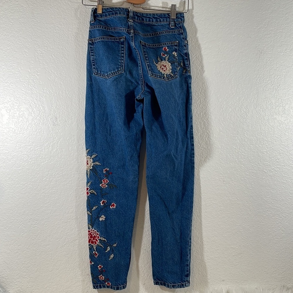 TOPSHOP MOTO Mom Floral Embroidered Boho Jeans Size 25x32 Blue Cotton Denim - Picture 6 of 11